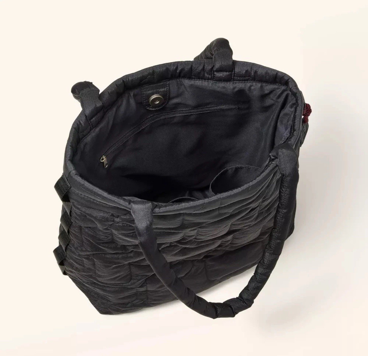 Woolrich x Target Quilted Sheep Tote Bag Black w/ Bag Charm! SOLD OUT NWT image 4