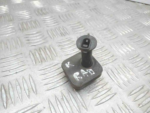 VW PASSAT Variant B5 3B6 Kühlerhalter 8D0121276 1.90 Diesel 2003 31309960