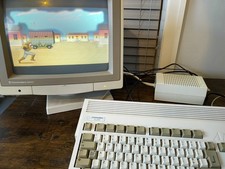 Amiga 1200 + Warranty Seal -