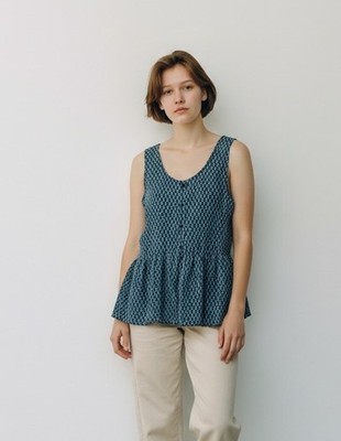 CHARMING CHARLIE WOMEN'S Medium TOP SLEEVELESS BUTTON UP FRONT Blue Polyester