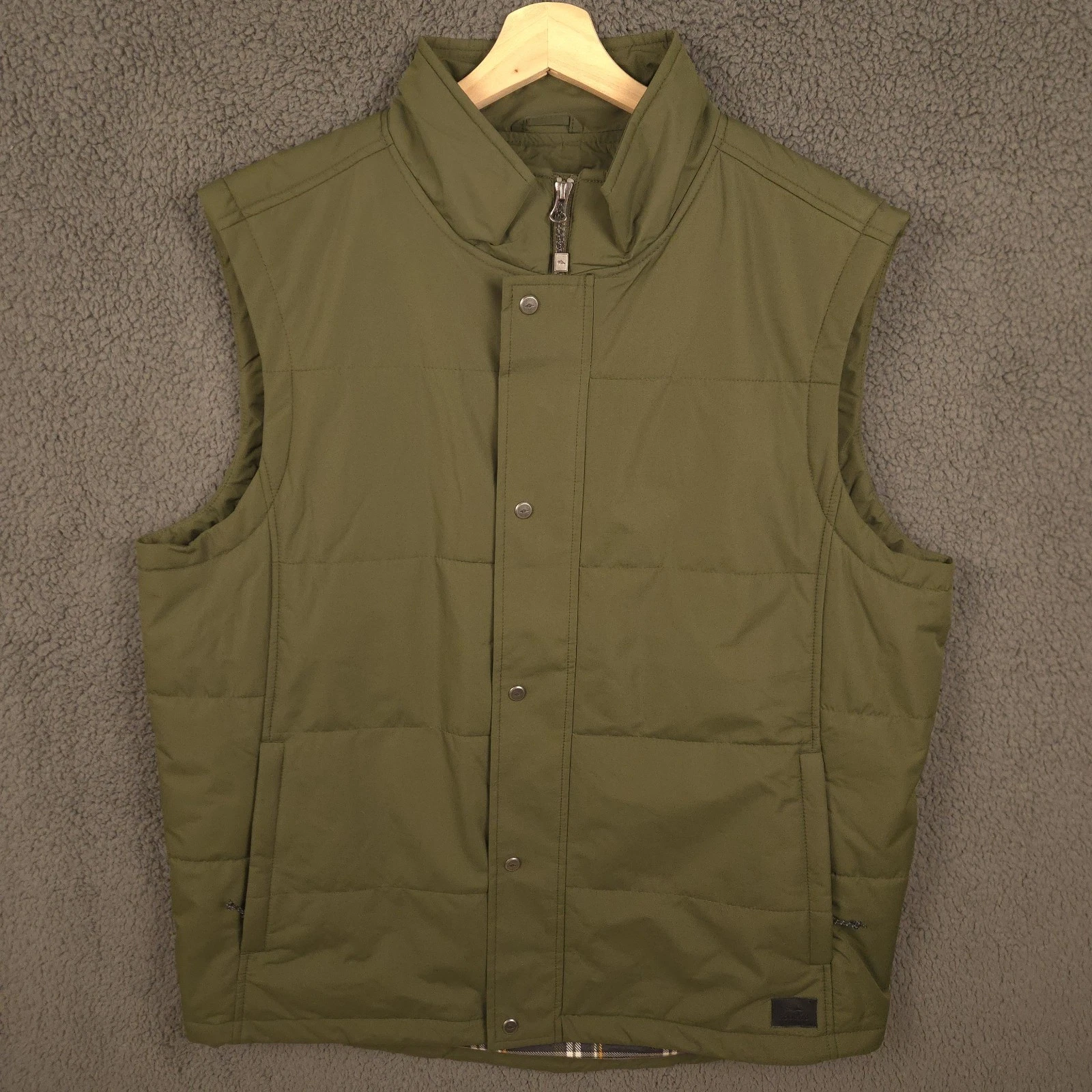 Roots 73 Traillake Mens XL Green Full Zip and Button Up Vest EUC