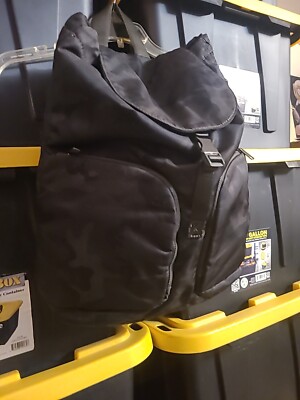 carry on backpack lululemon Athletica New Crew (Black): Clothing, Shoes & Jewelry With an internal laptop sleeve and side water bottle pockets Lululemon Carry Onward Rucksack Backpack