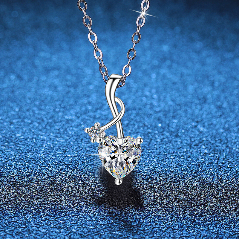 1CT D Color Heart Moissanite Necklace in Sterling Silver for Women