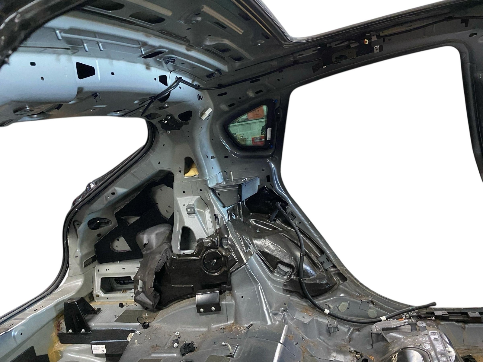 2017-2023 MASERATI LEVANTE OEM GRANLUSSO LEFT REAR QUARTER PANEL *STRUCTURE CUT*