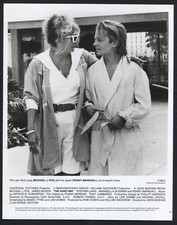 PENNY MARSHALL MICHAEL J FOX in The Hard Way '91 SUNGLASSES BELT