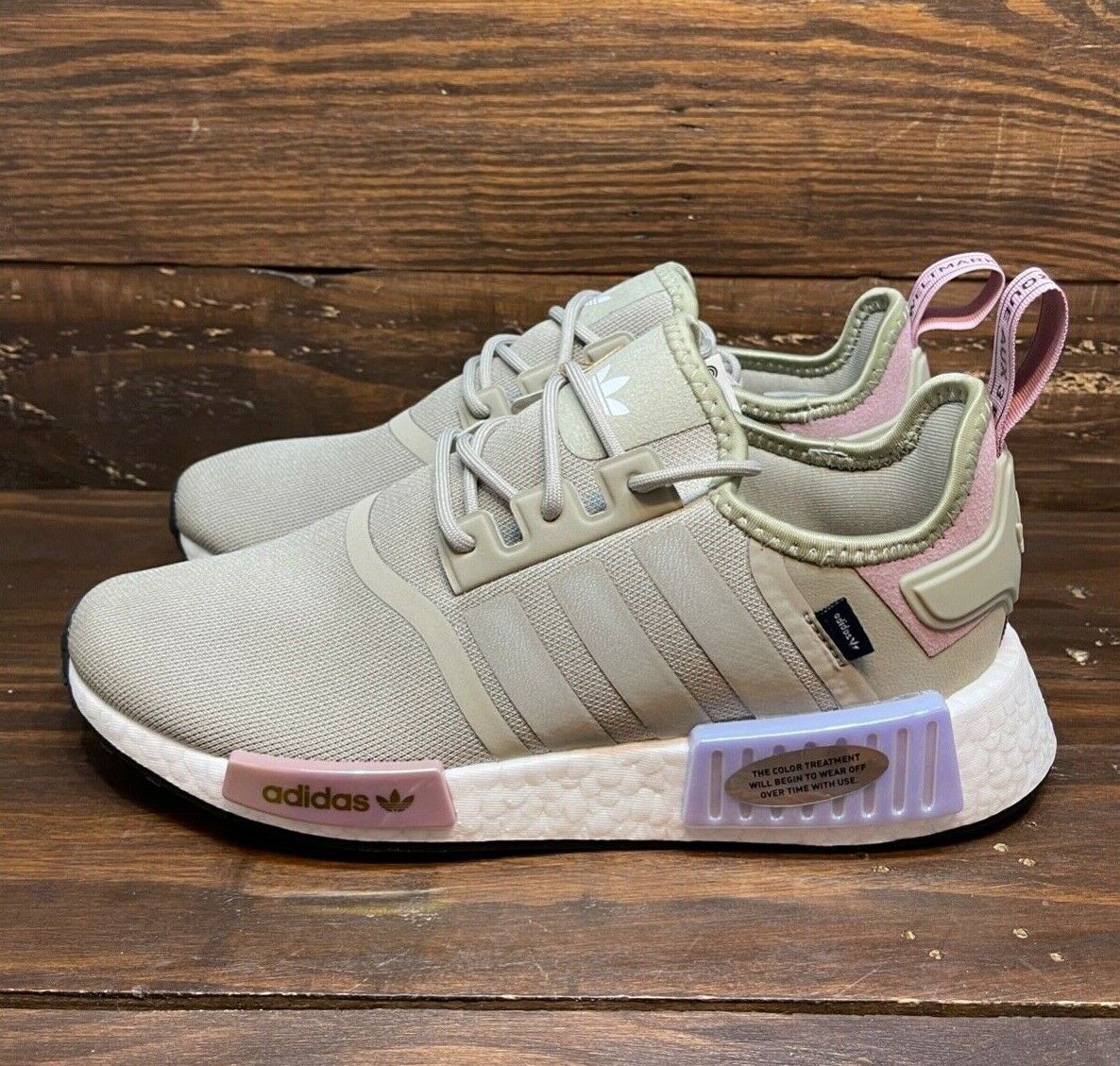 vandring serie krybdyr Adidas Originals NMD R1 Boost Women's Sizes Gray White Black Shoes GY8538 NEW | eBay vandring serie krybdyr Adidas Originals NMD R1 Boost Women's Sizes Gray White Black Shoes GY8538 NEW | eBay