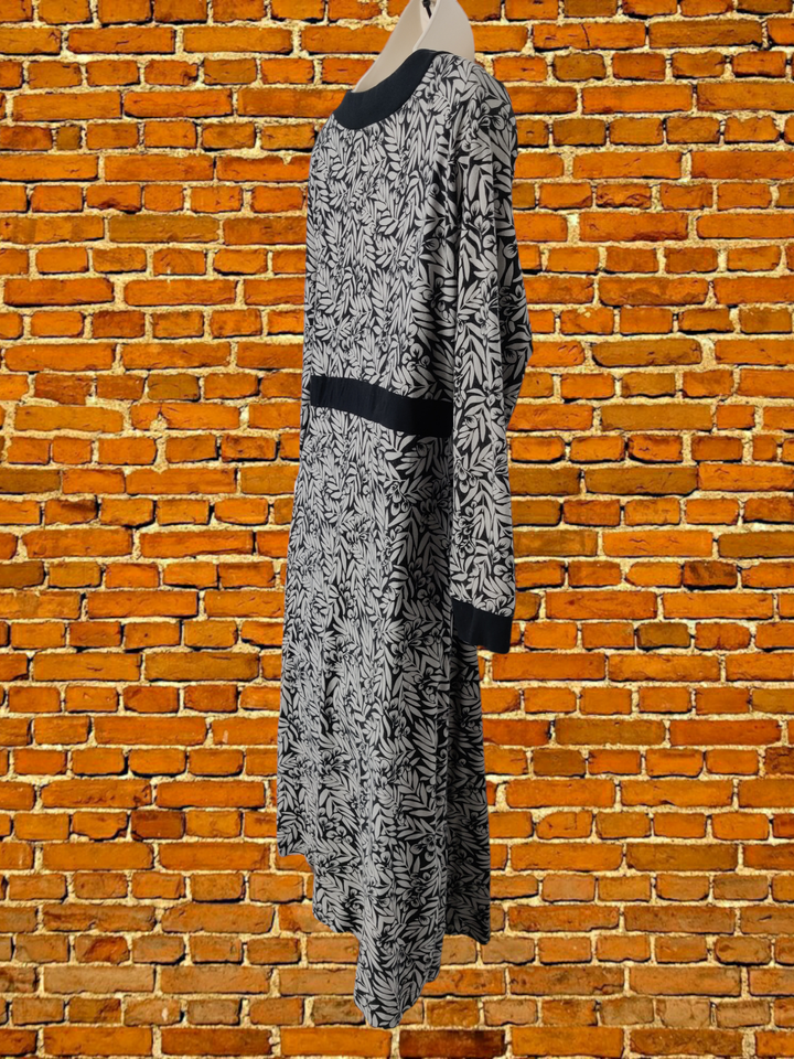 GAP MATERNITY UK MEDIUM M BLACK TAUPE MIX VNECK FIT & FLARE DRESS LONG