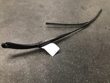 SCHEIBENWISCHER VORNE Mercedes-Benz B (W246/W242) 2013 A2468200144