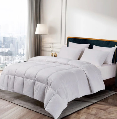 Hotel Grand White Goose Feather And Down Comforter  Twin