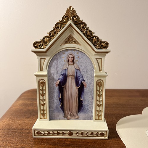 Catholic Tabletop Shrine Mary Our Lady Of Grace Josephs Studio New In Box 6.25" - Imagen 2 de 13