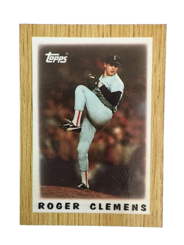 Topps Roger Clemens Baseball Sports Trading Cards