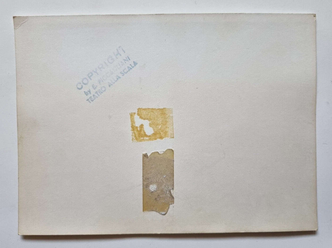 Foto 2 di 2