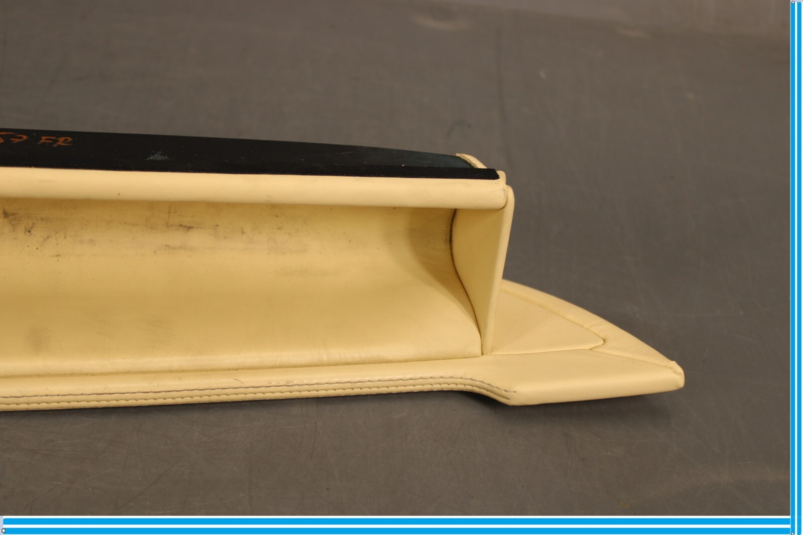 Bentley Continental 2006-2012 Front Right Side trim