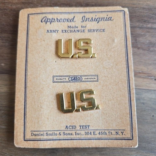 Original Pair WW2 U.S. Army Officer Uniform Collar Lapel Pins Military Veterans