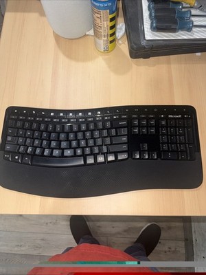 Microsoft Wireless Comfort Desktop 5050 Keyboard Only No USB dongle