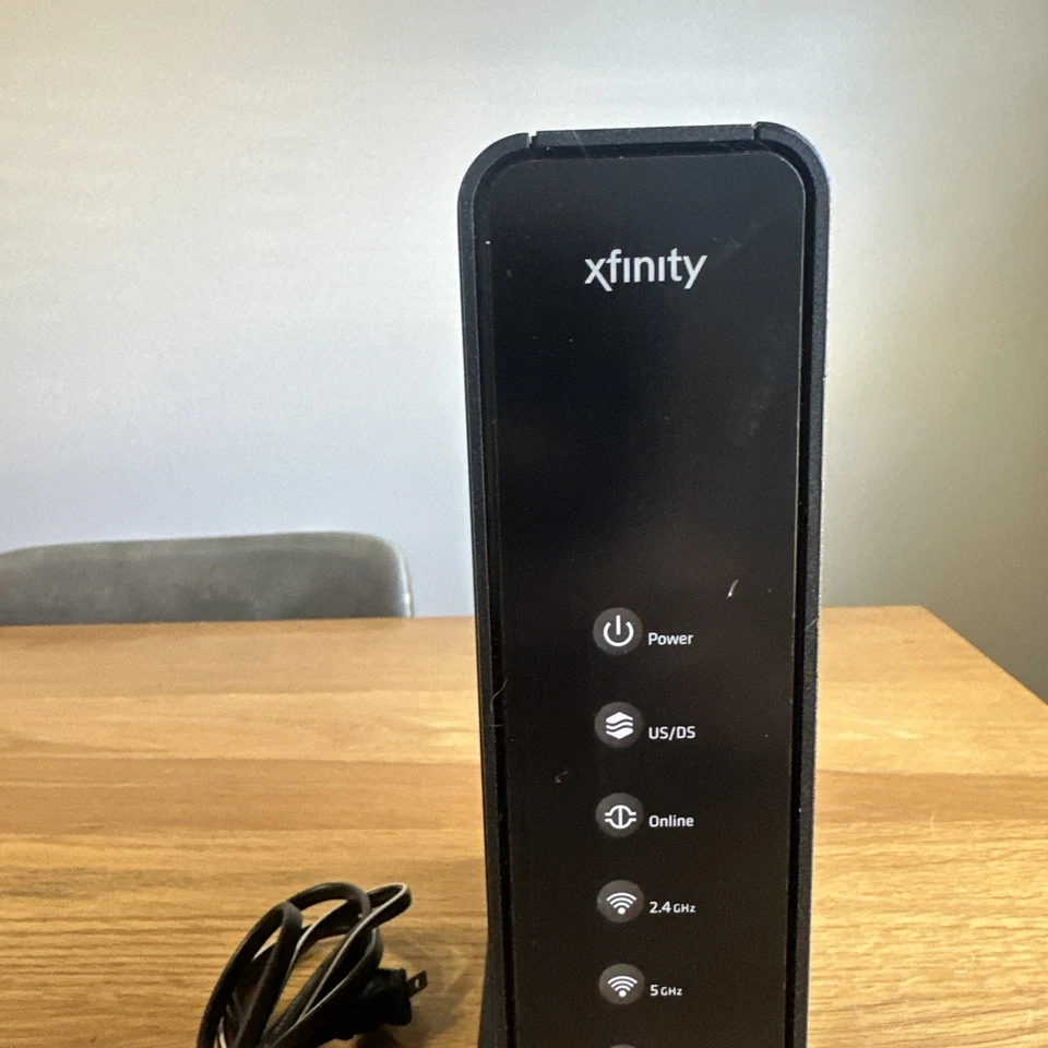 Router módem inalámbrico Xfinity Cisco DPC3941T XB3 DOCSIS 3.0 Gateway Foto 2 de 4