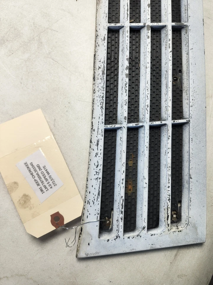 Jeep Cherokee 86-92 Comanche 1984-2001 parabrisas capó ventilación 8955008833 OEM Foto 2 de 4