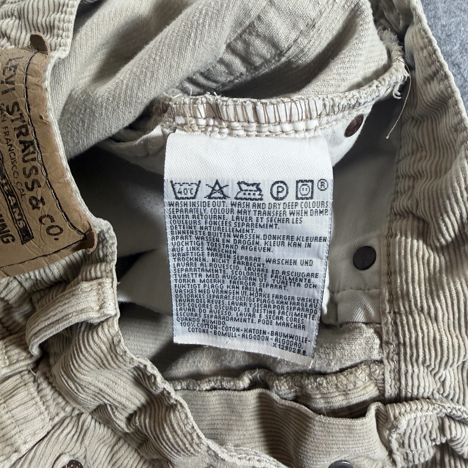 Levi's 551 Corduroy Pants Mens 32x32 Tan Straight Leg Button Fly Made In Italy thumbnail 12