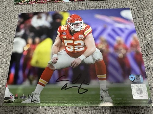 Kansas City Chiefs Creed Humphrey Signed Autograph 8x10 Photo - Metabilia Coa