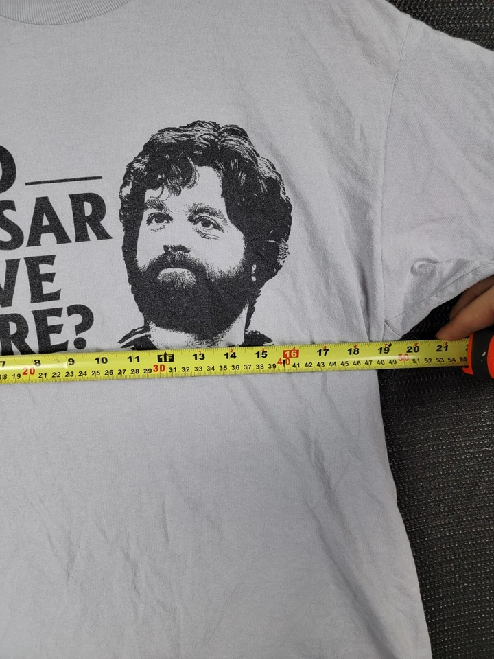 Caesars Hangover Zac Galifianakis T-shirt Size medium funny face warner 2014 - Image 4 of 4