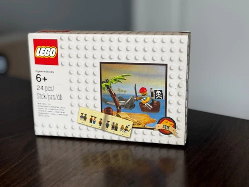 Lego Pirates Set 6122723 Retired 2015, Sealed in Box!