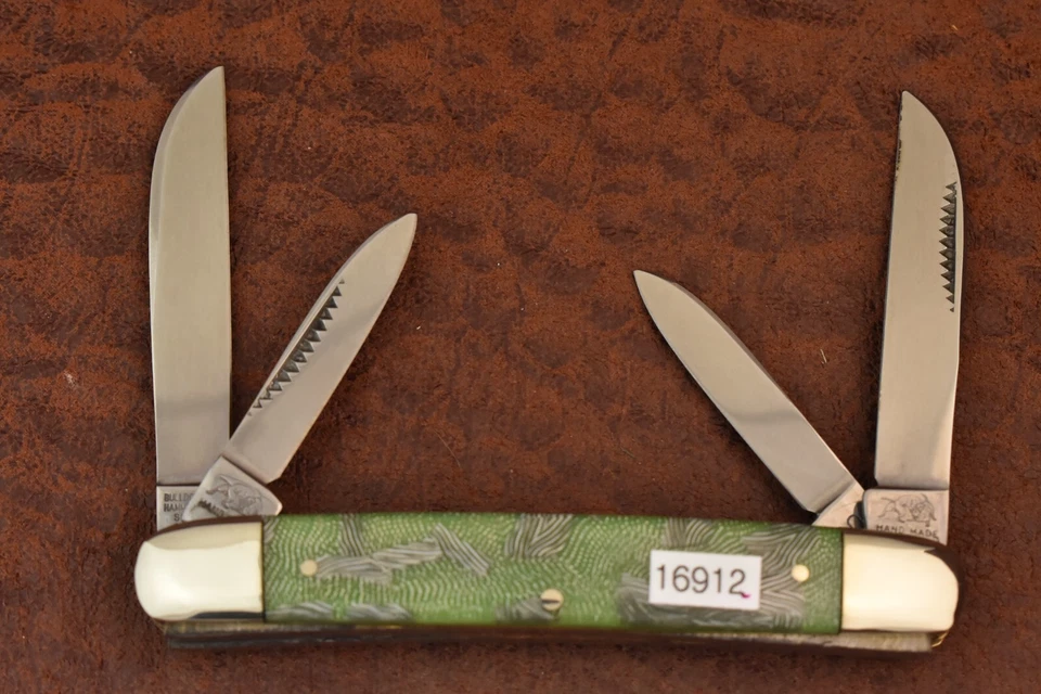 Faca de congresso BULLDOG BRAND SOLINGEN ALEMANHA VERDE NÉVOA CELULÓIDE 2004 (16912) - Imagem 3 de 4