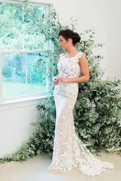jordan fashions wedding dresses Vintage Mock Neck Crepe Baroque Princess Iman of Jordan Wedding Dress main image 1