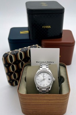 Fossil Scarlette Crystal Silver Dial Ladies Watch ES4317-NEW 