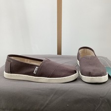 T. TOMS Youth Classic Canvas Shoe in Ash Size Youth 2.5 BNIB