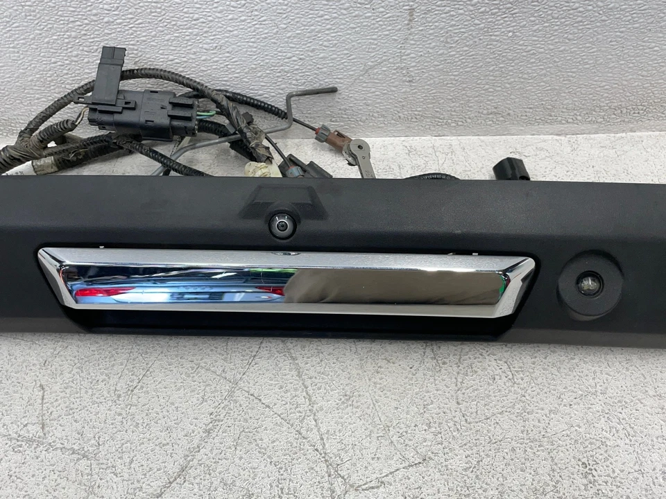 17-19 Ford F350 Super Duty Rear Tailgate Release Handle Chrome Camera 1604 OEM - Image 2 of 4