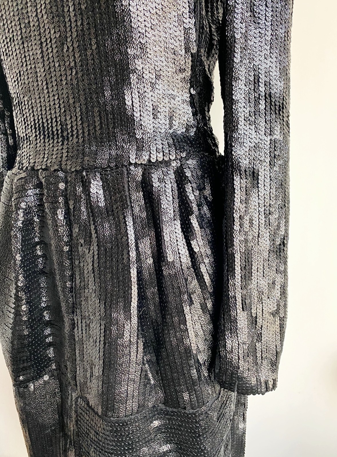 Abito YVES SAINT LAURENT YSL 2006 F W passerella nero paillettes di Stefano Pilati