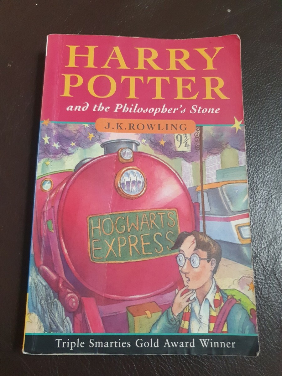 HARRY POTTER AND THE PHILOSOPHER'S STONE * JOANNE ROWLING