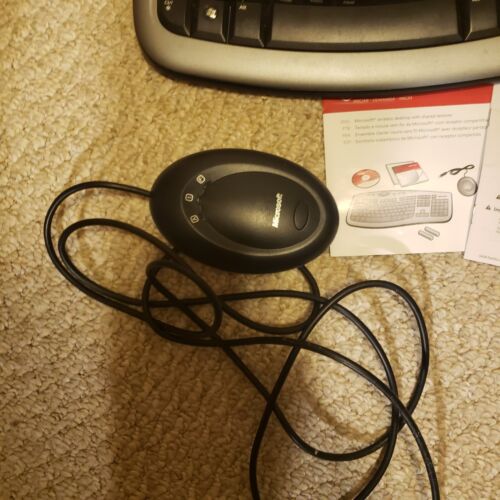 Microsoft wireless desktop combo 3000- keyboard, mouse, receiver - USB - Picture 3 of 10