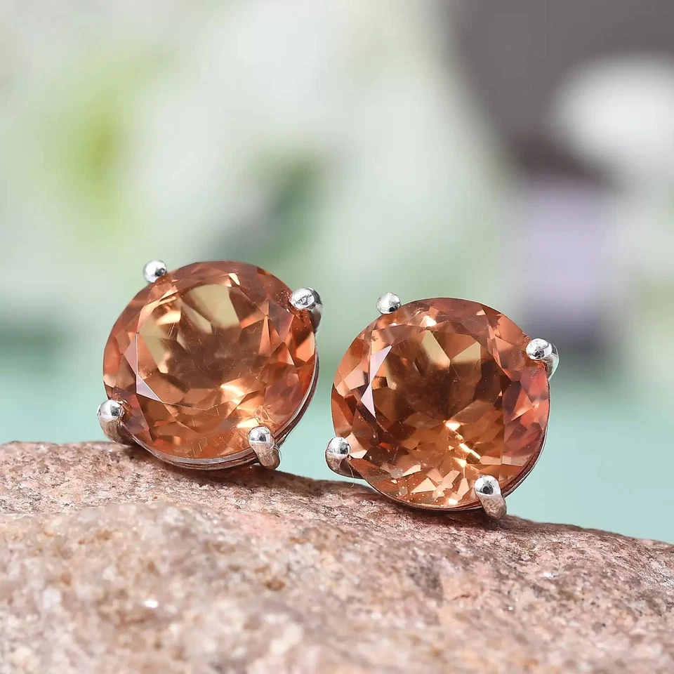 9.85tw Imperial Quartz Solitaire Studs Platinum Plated Sterling Silver - Image 2 of 4