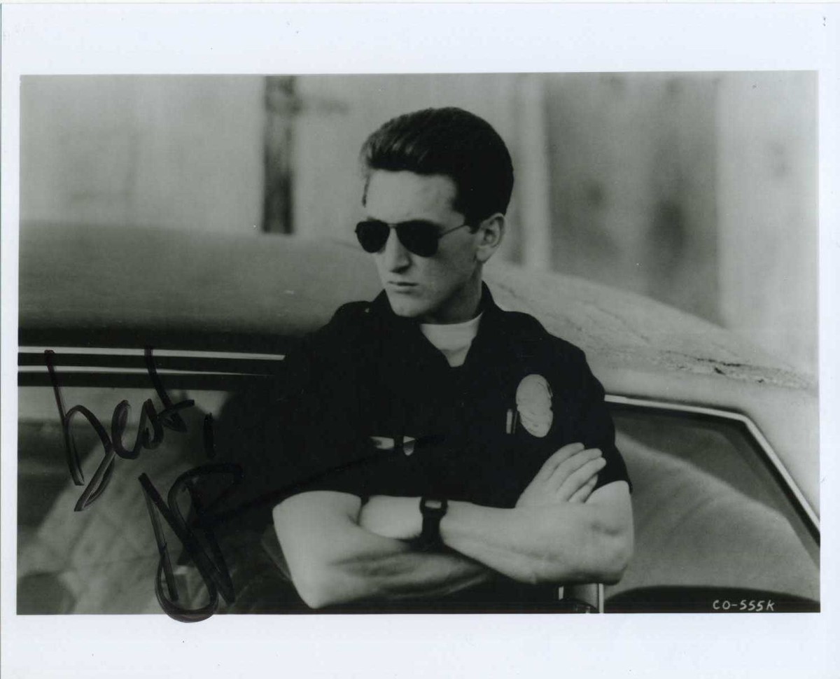 Sean Penn rare collection 30 clips 1986-89 and signed photo