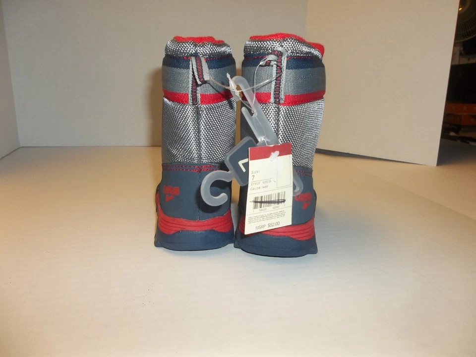 OshKosh B’gosh Niño Pequeño Sin Cordones Nieve Invierno Botas, Azul/Plateado/Rojo Talla 7 Foto 4 de 4