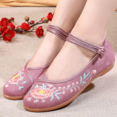 Lady Embroidered Hanfu Buckle Shoes Floral Old Beijing Flat Loafers Vintage Soft