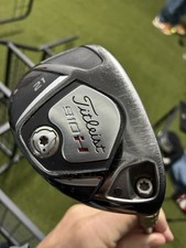 Titleist 910H #3 Hybrid / 19 Degree / Stiff Flex Diamana