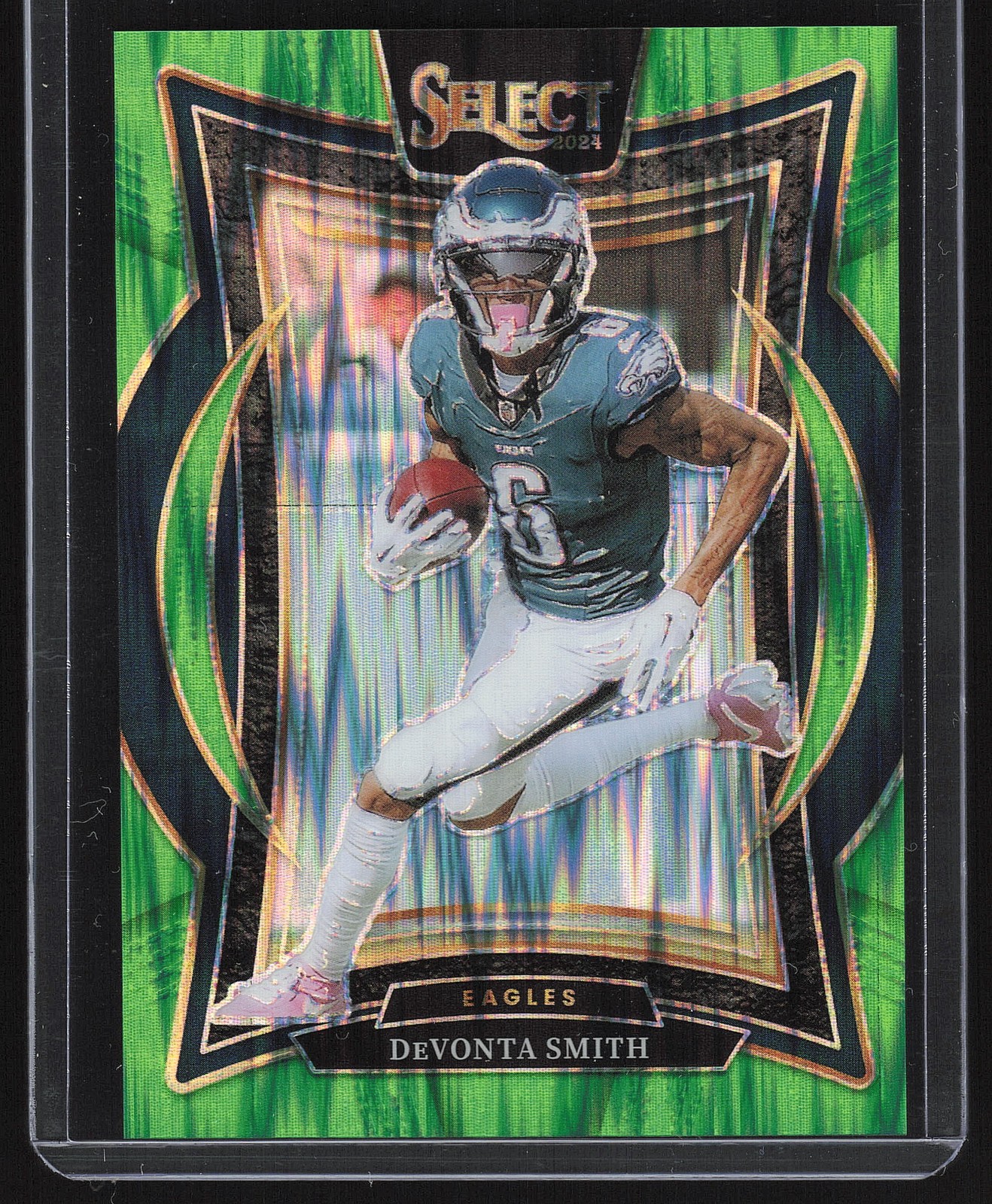 2024 Panini Select #51 DeVonta Smith Black & Green Prizm Shock
