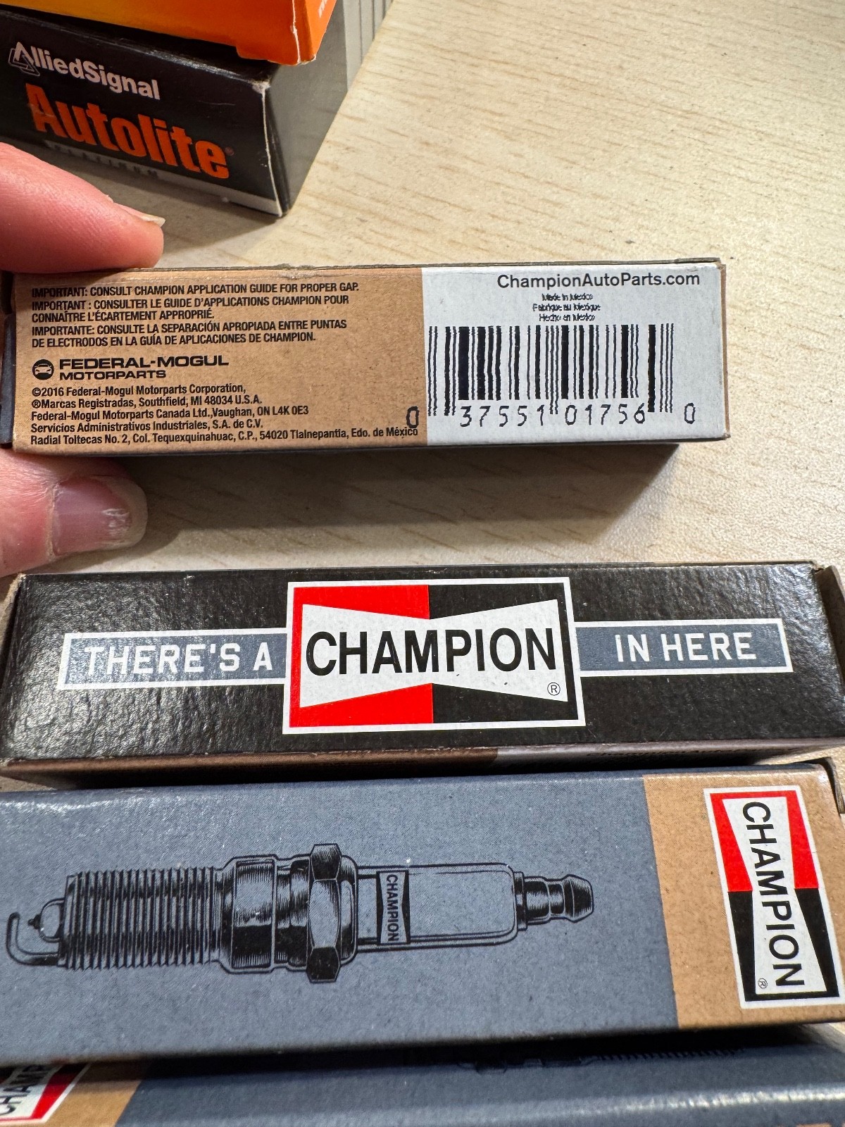 4 Champion 7415 RN9PYP Double Platinum Spark Plugs Many Applications 