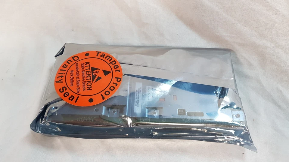 NEW Cisco nim-2ge-cu-sfp 2-Port Gigabit Ethernet WAN Network Interface Module - Image 3 of 4