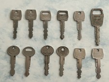 Vintage Lot Of 12 Ford Car Keys - 10 Marked Family Of Fine Cars -1950s 1960s