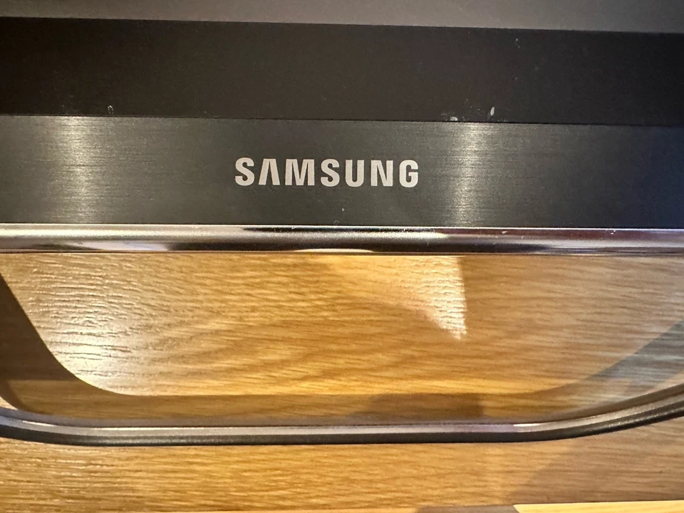 Samsung All-in-One PC – DP 700A3D | 23.6 inch Full HD Touchscreen. - Image 2 of 4