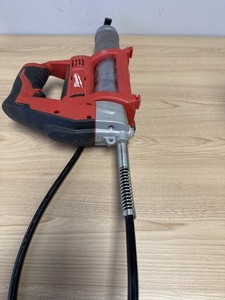 #126- Milwaukee M12 2446-20 12V 8 150 psi grease Gun - For parts or repair ONLY!