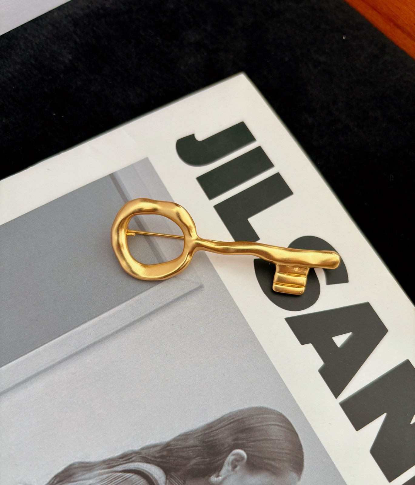 Schiaparelli Fashion Charm Key Pendant Brooch Pin WITH BOX
