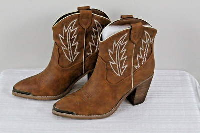 Women's Ankle Booties Sz 8 VERY VOLATILE Taylor Western Pull-On Color Tan NWOB