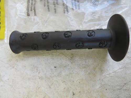 GT HANDLEBAR GRIPS BLACK RACE PRO SERIES NORA CUP MACH ONE CRUISER NOS - Picture 2 of 5