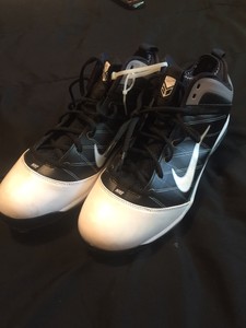 nike air max baseball cleats