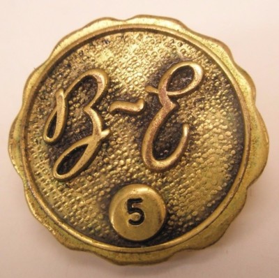 Five Year Z-E Vintage Lapel Pin Tie Tack m30