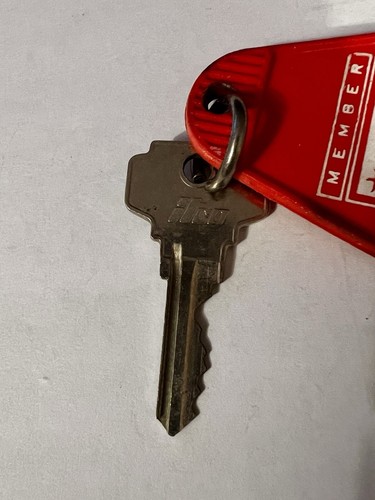 Friendship Inn Motel Shangri - La - St Joseph, Missouri Member Key And Fob #49 - Picture 4 of 4